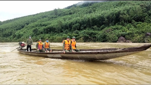 Bộ đội Biên phòng tỉnh Quảng Bình: Hết mình vì nhân dân vùng lũ